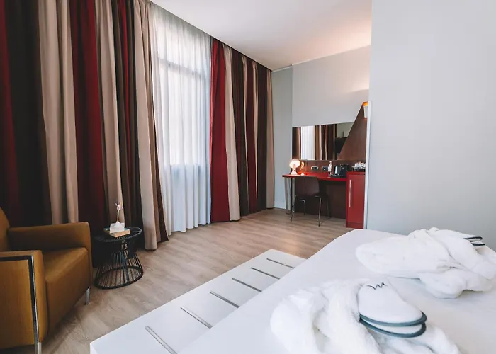 Mercure Piazza Bologna Otel