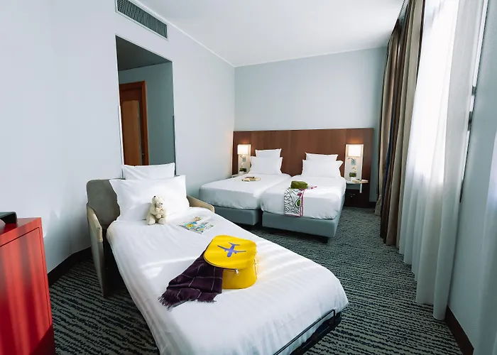 Otel Mercure Piazza Bologna 3*