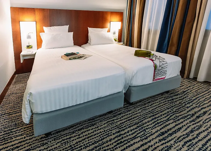 Mercure Piazza Bologna 3*