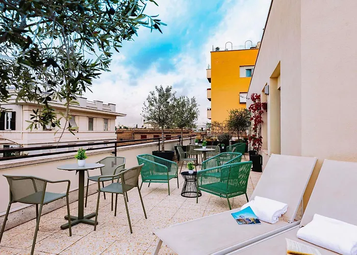 Otel Mercure Piazza Bologna 3*