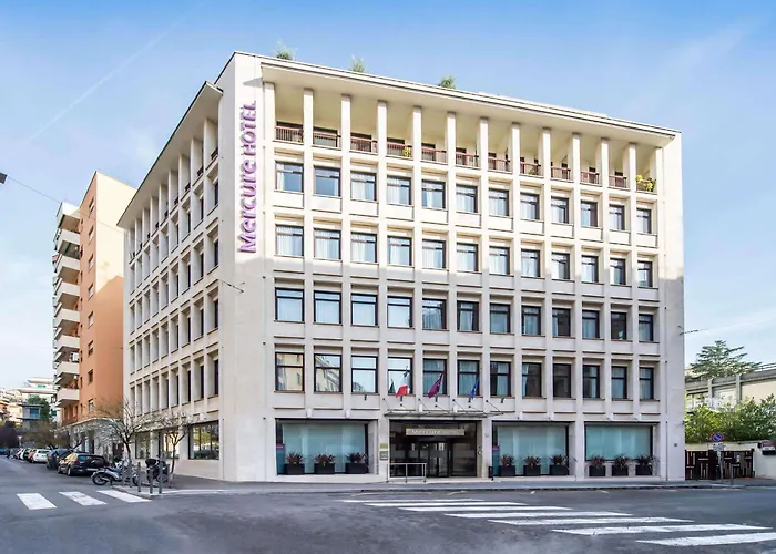 Mercure Piazza Bologna 3*