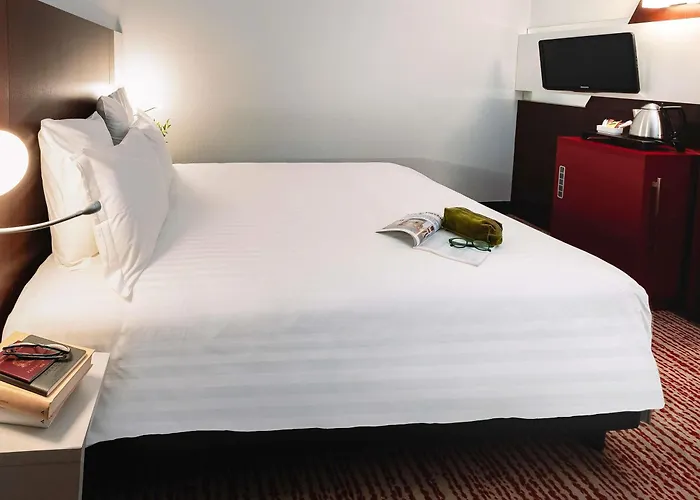 Mercure Piazza Bologna 3*