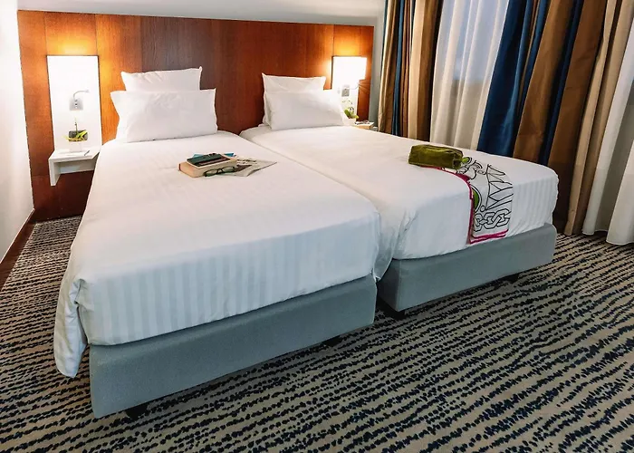 Mercure Piazza Bologna 3*