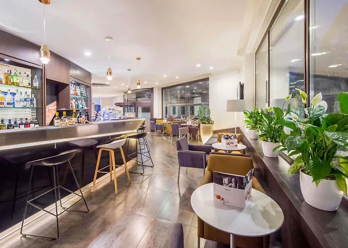 Mercure Piazza Bologna Otel 3*